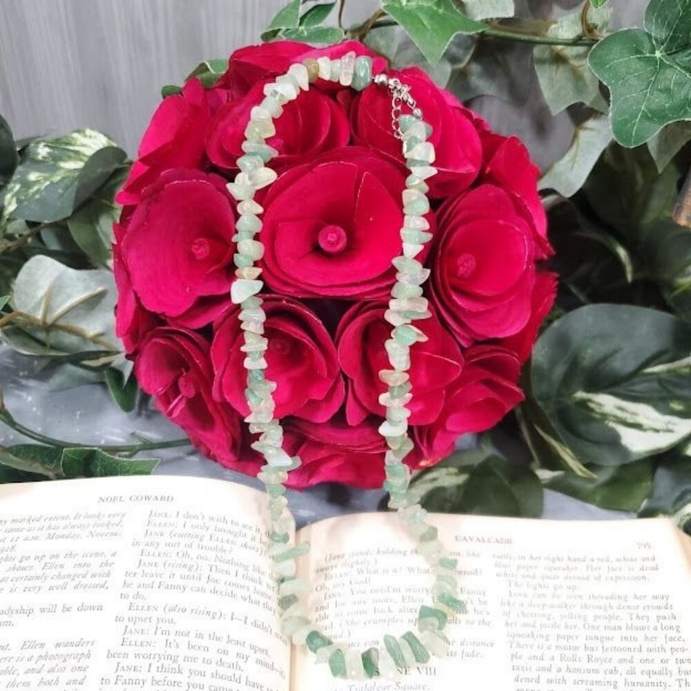 Vintage 90s Quartz Jade Stone Necklace Healing Crystal Chakra Beaded Strung